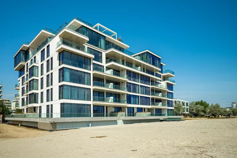 ONE Mamaia Nord  Apartament premium 3 camere vedere la mare