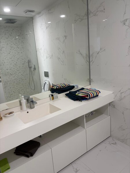 ONE Mamaia Nord  Apartament premium 3 camere vedere la mare